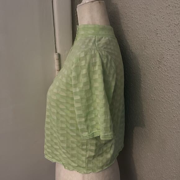 Free People Green Mock Neck Textured Button Closure Back T-Shirt S Casual Boho - Picture 3 of 10